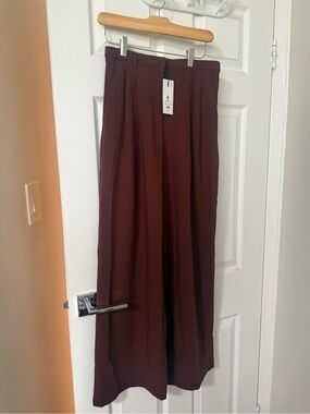 Wide-Leg Dynamite Pants